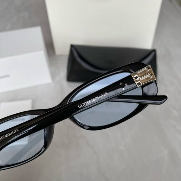 NWT GENTLE MONSTER Oval Sunglasses in Black Gentle Monster Lolang 01 Oval Sunglasses Black Frame & Lens  main image 4